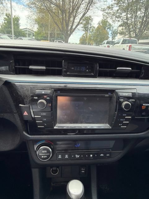 Used 2014 Toyota Corolla S FWD image 17