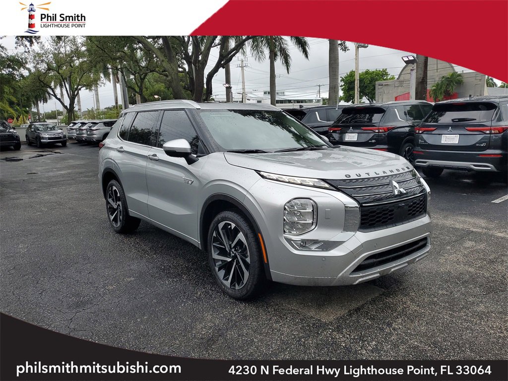New 2025 Mitsubishi Outlander SEL image 1