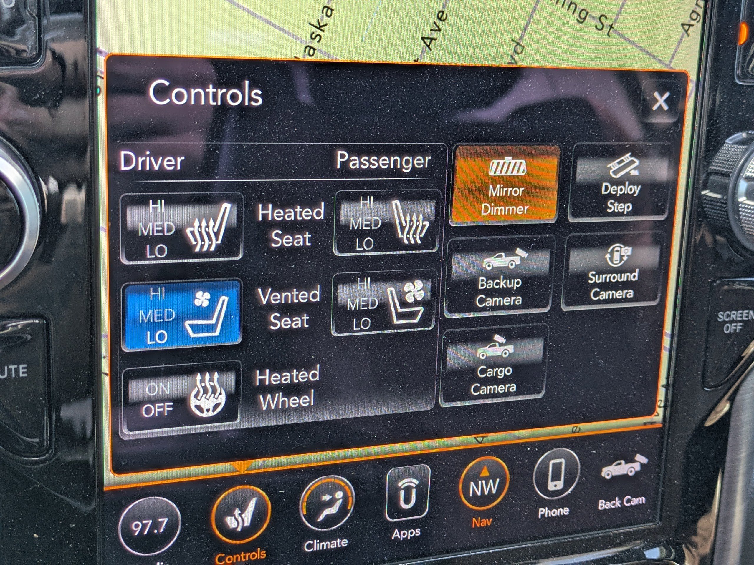 Used 2020 RAM 2500 Limited AWD/4WD image 28
