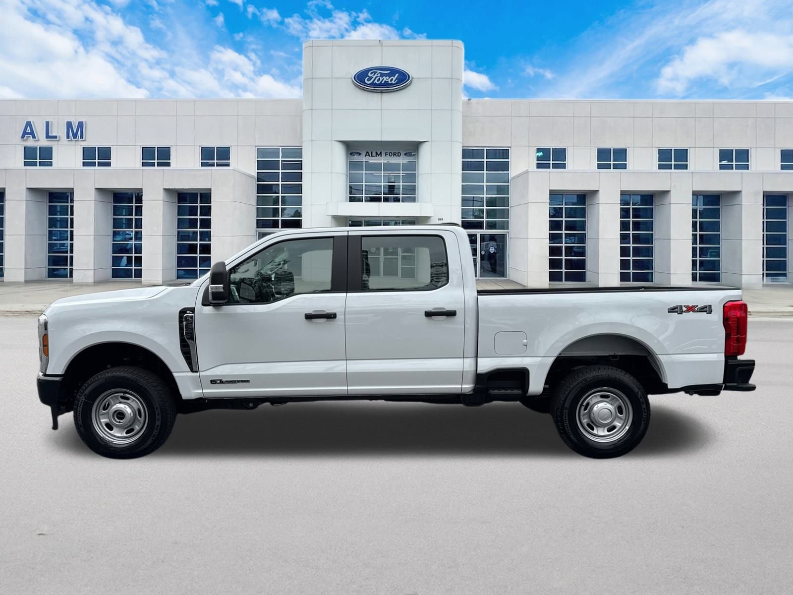 New 2026 Ford F250 XL AWD/4WD image 9