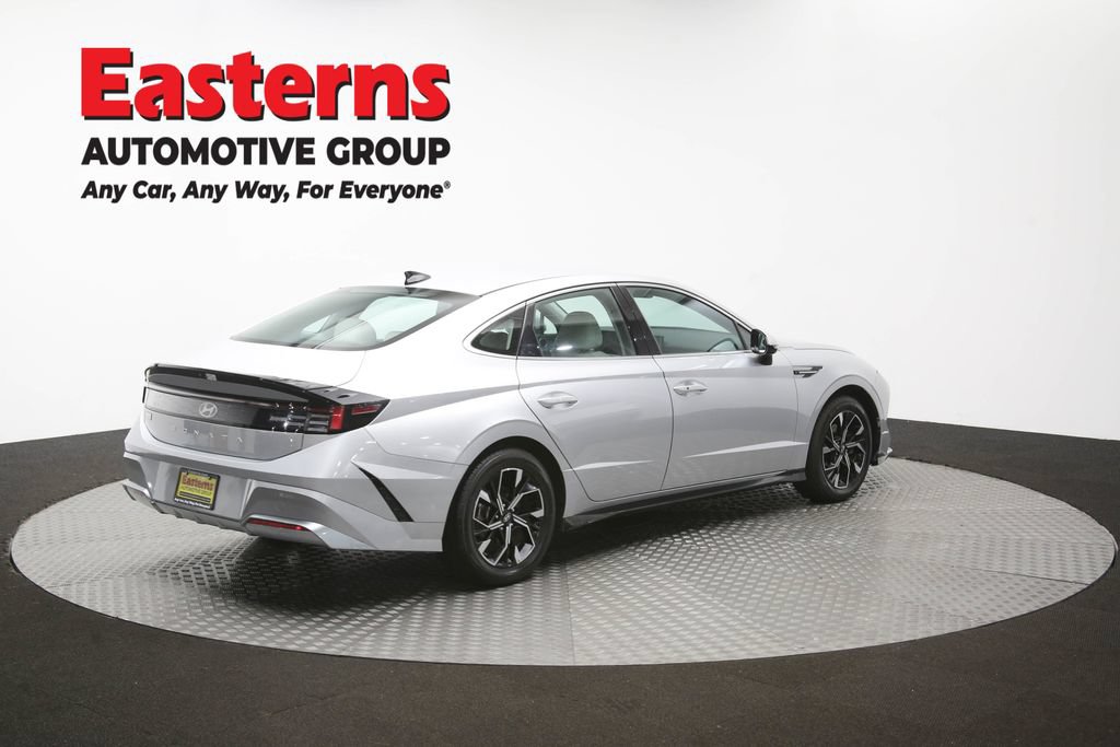 Used 2025 Hyundai Sonata SEL FWD image 41