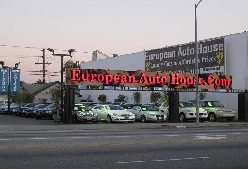 Used 2014 Mercedes-Benz E 350 4MATIC Sedan image 52