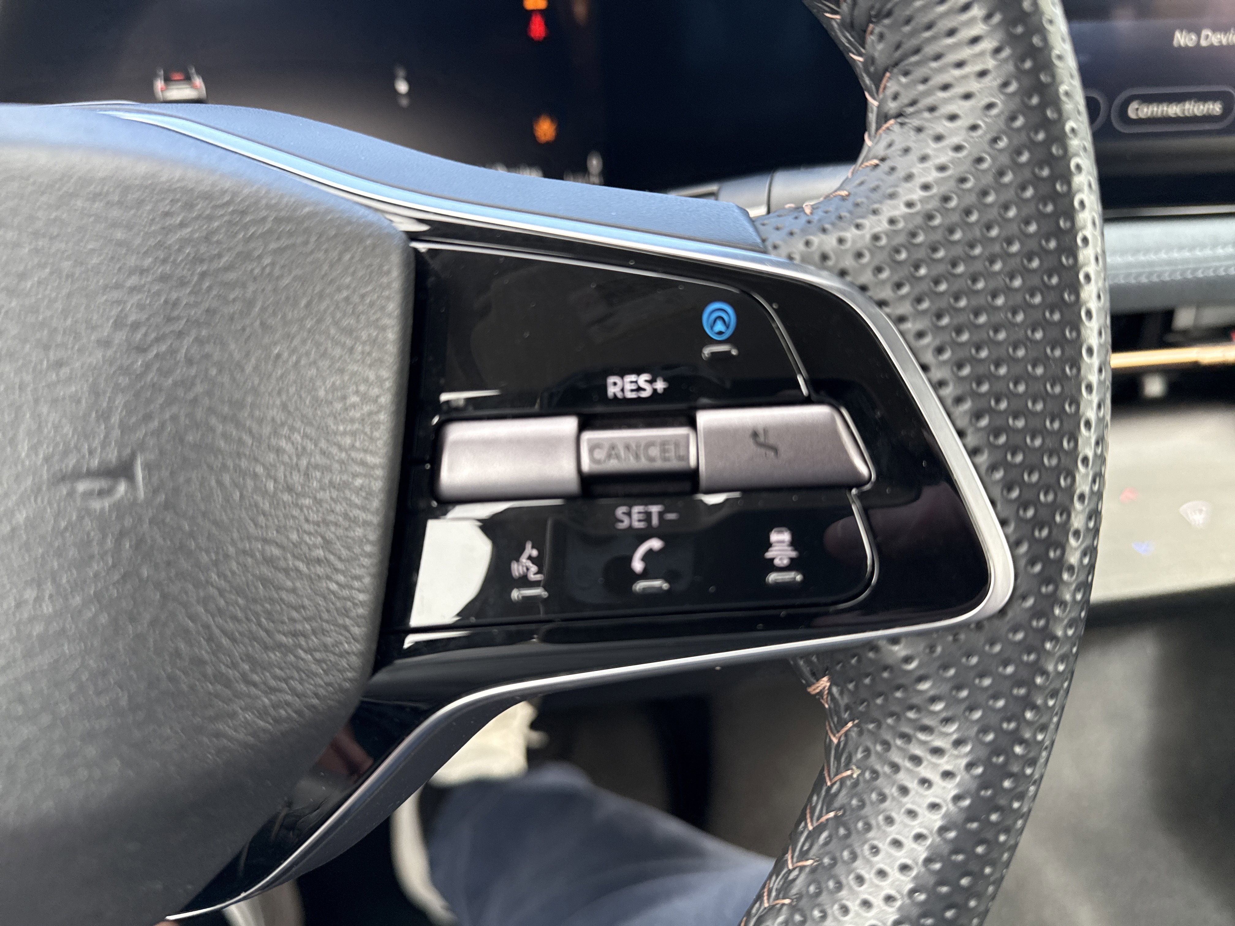 Certified 2023 Nissan Ariya AWD/4WD image 23