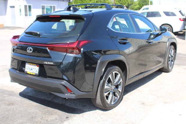 Used 2025 Lexus UX 300h FWD w/ Accessory Package (Z2) image 4
