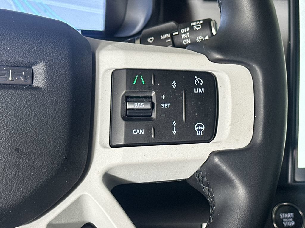 Used 2026 Land Rover Defender 110 S AWD/4WD image 25