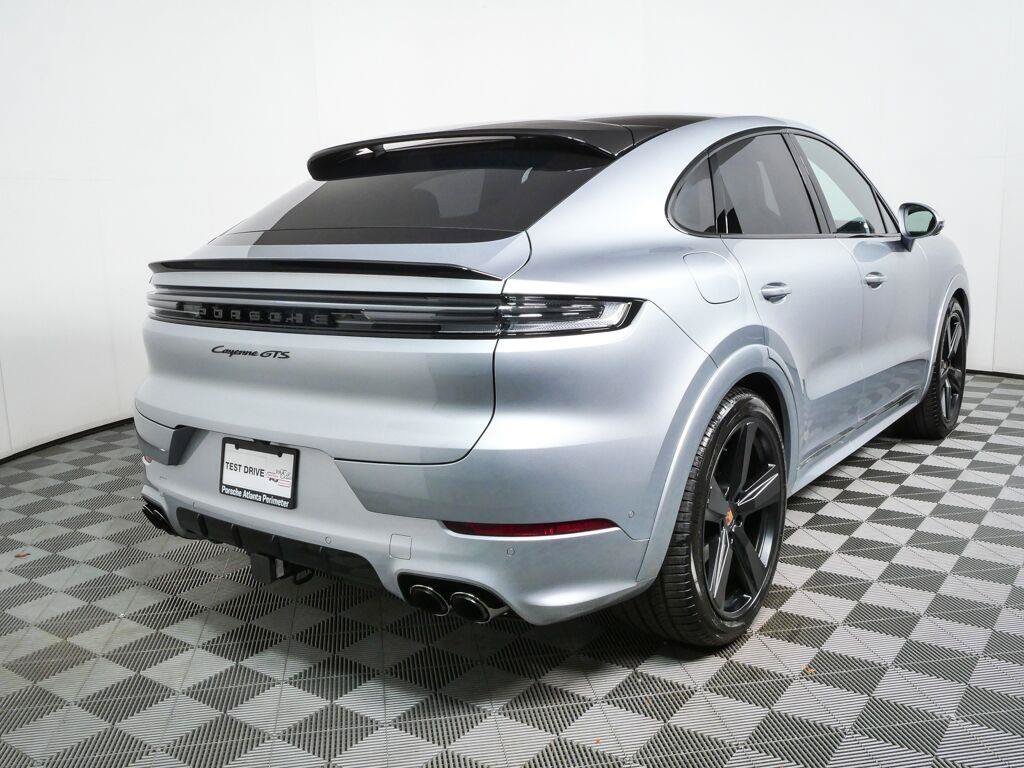New 2026 Porsche Cayenne GTS AWD/4WD image 30