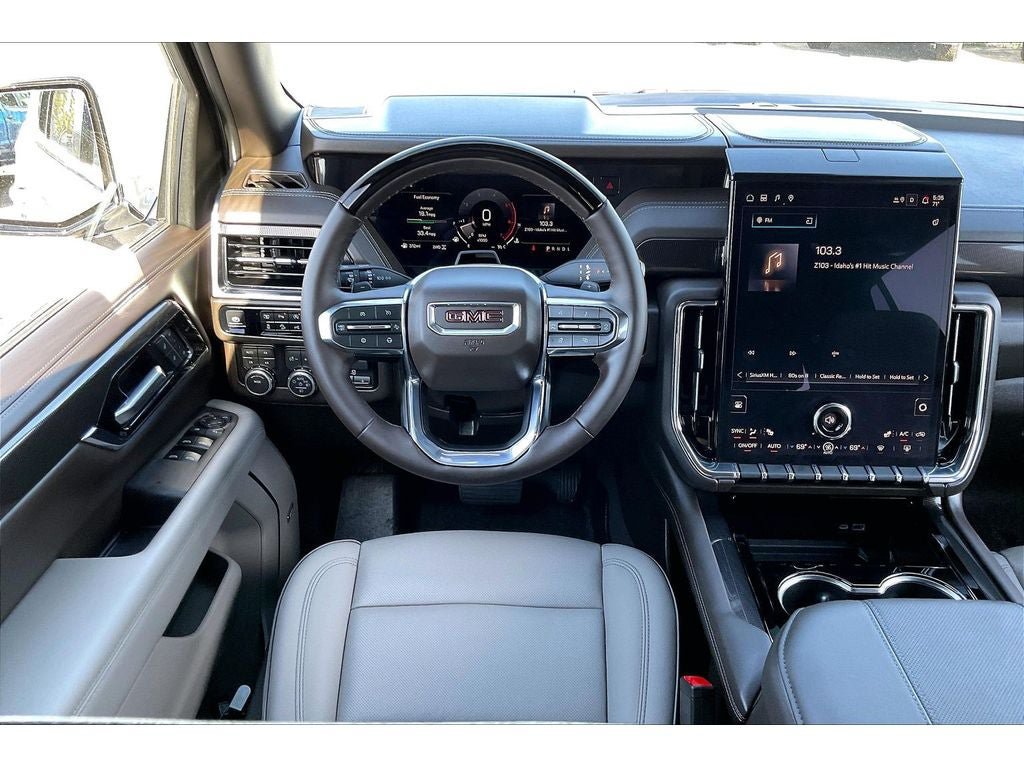 Used 2026 GMC Yukon Elevation AWD/4WD image 5
