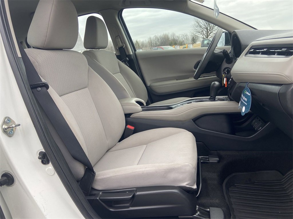 Used 2018 Honda HR-V LX image 26