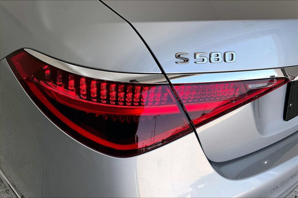Used 2024 Mercedes-Benz S 580 4MATIC Sedan w/ Warmth & Comfort Package image 39
