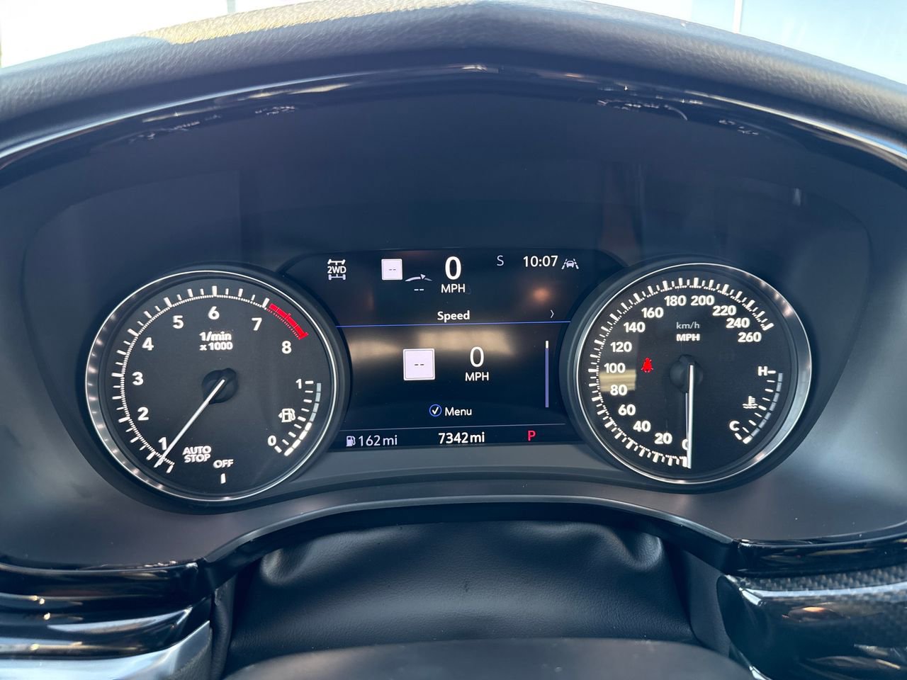 Used 2024 Cadillac XT6 Sport w/ Technology Package image 17