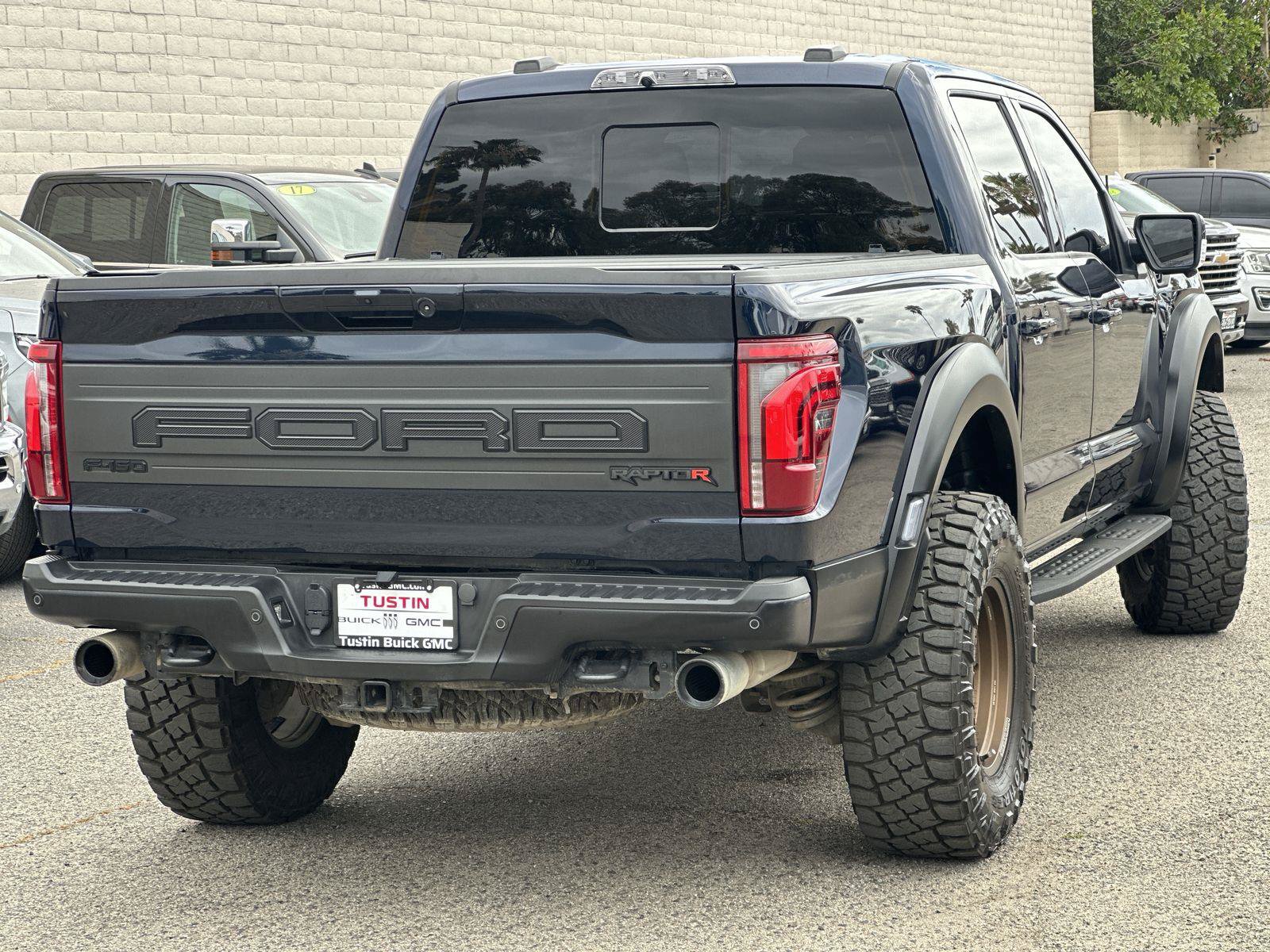 Used 2024 Ford F150 Raptor w/ Equipment Group 803A Raptor R AWD/4WD image 4
