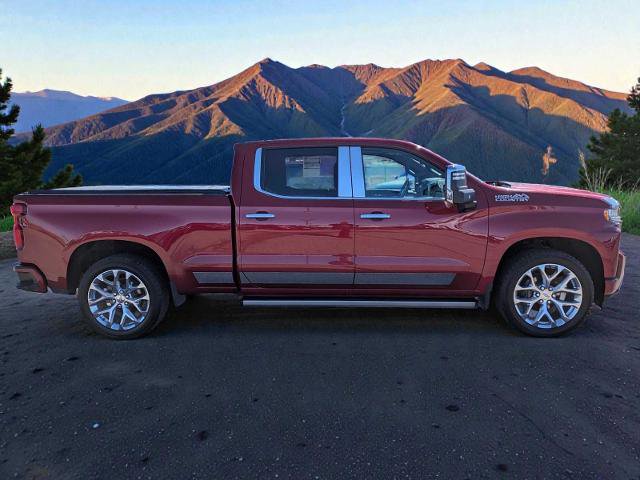 Used 2020 Chevrolet Silverado 1500 High Country w/ Technology Package image 7