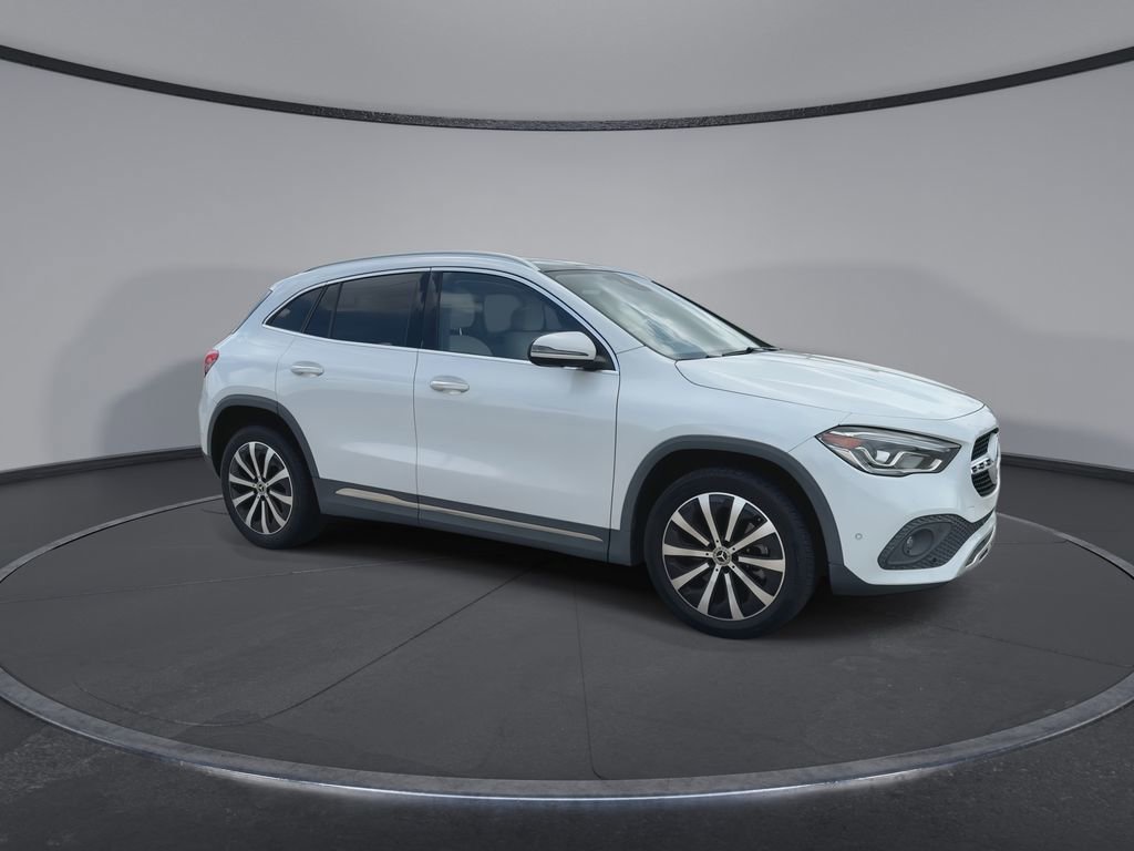 Used 2022 Mercedes-Benz GLA 250 4MATIC image 2