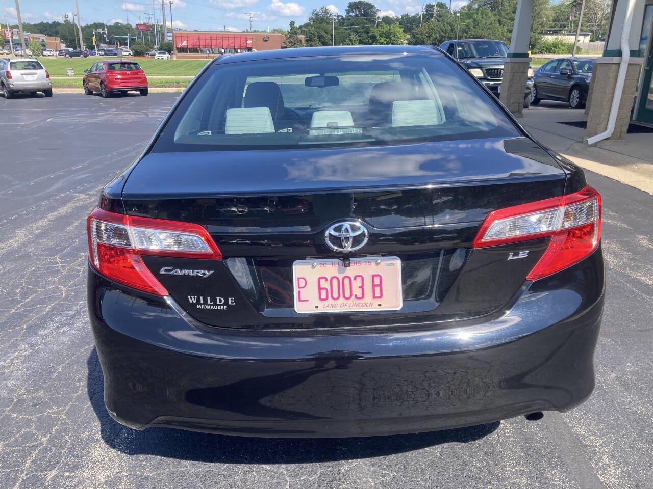 Used 2013 Toyota Camry LE image 4