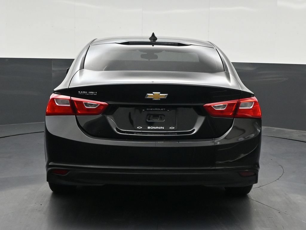 Used 2020 Chevrolet Malibu LS FWD image 4