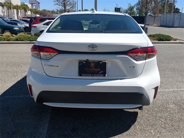 Used 2022 Toyota Corolla LE image 5