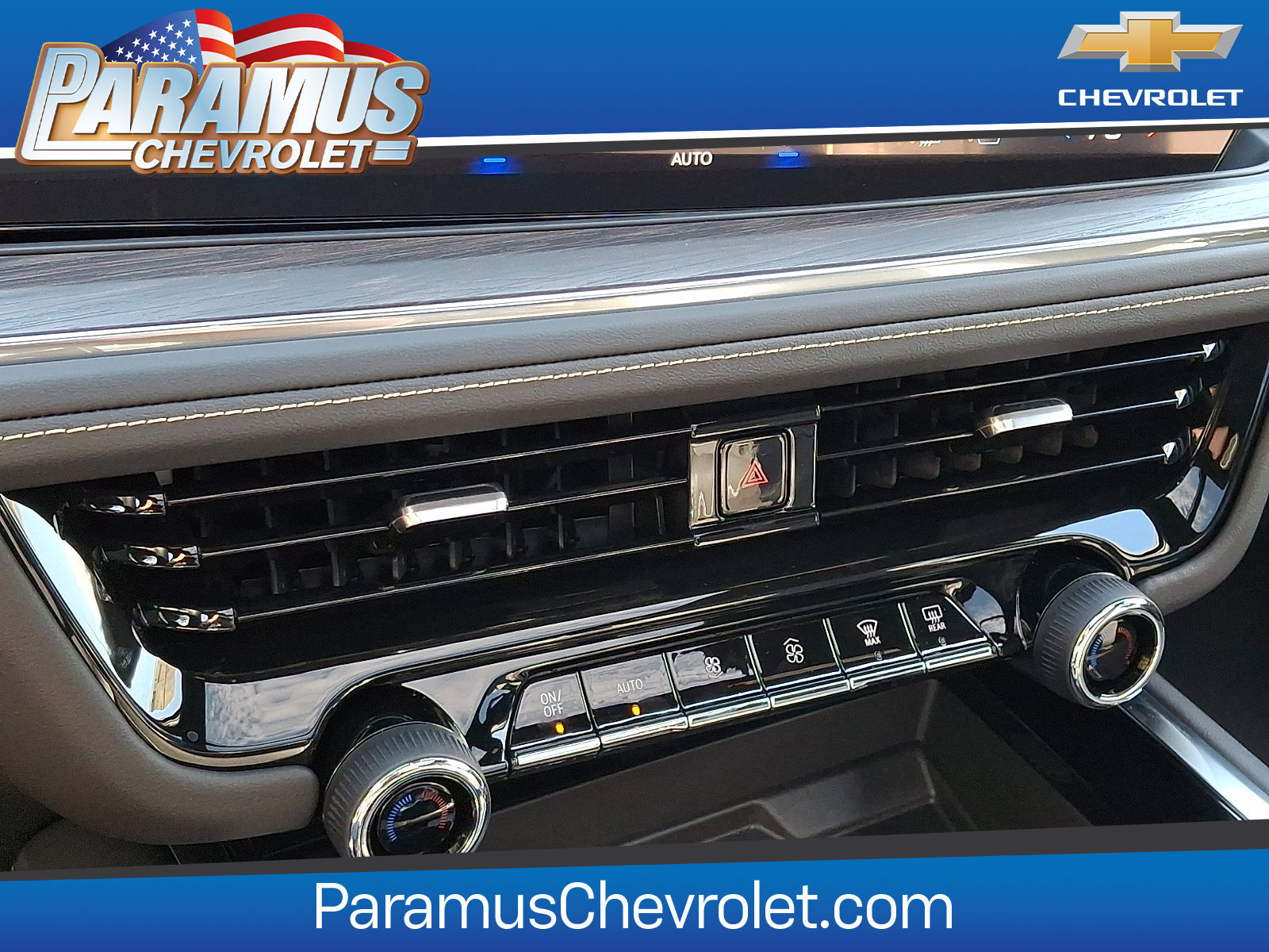 New 2026 Chevrolet Suburban Premier AWD/4WD image 12
