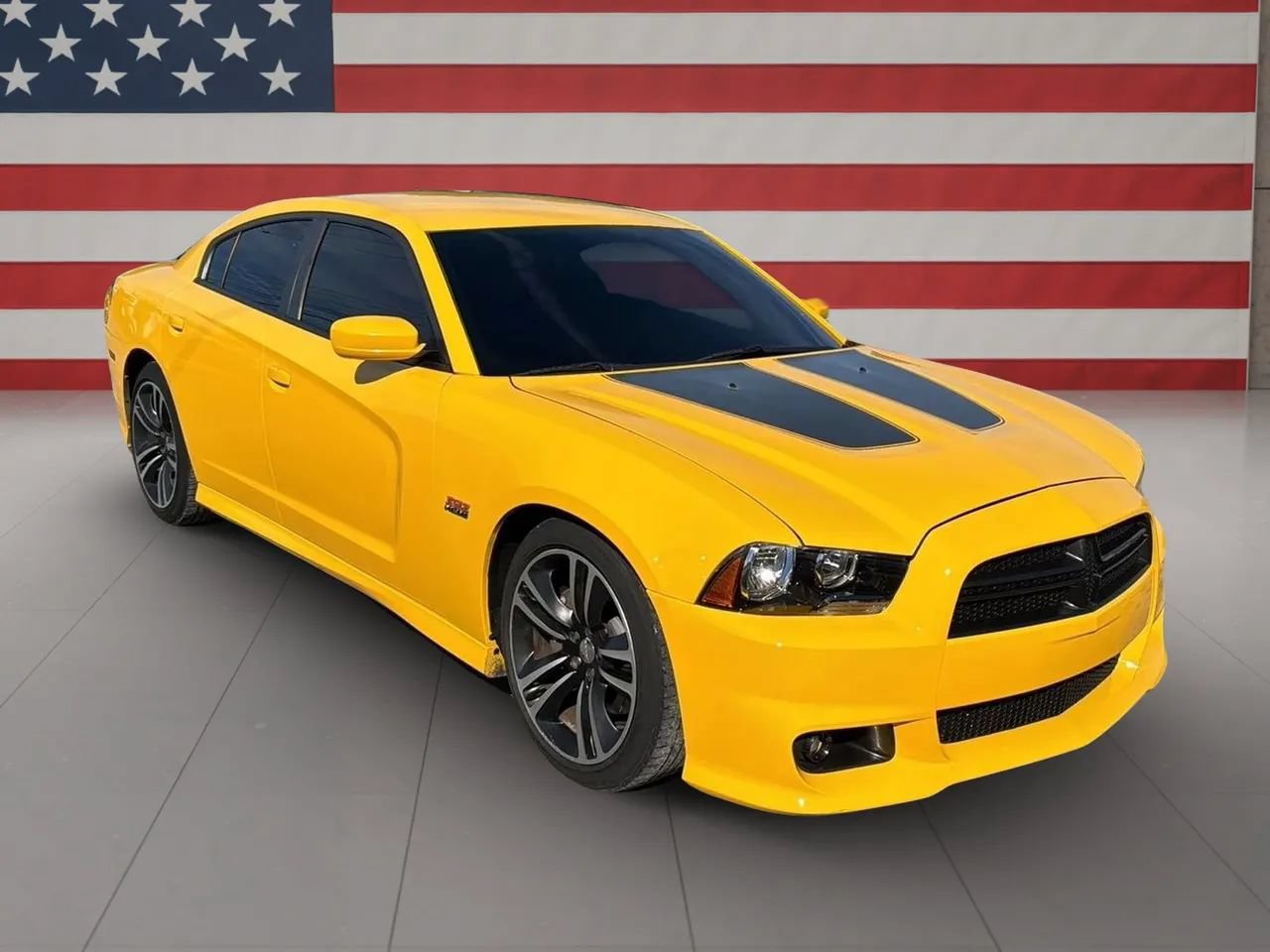 Used 2012 Dodge Charger SRT8 Super Bee w/ Driver Convenience Group II RWD image 2