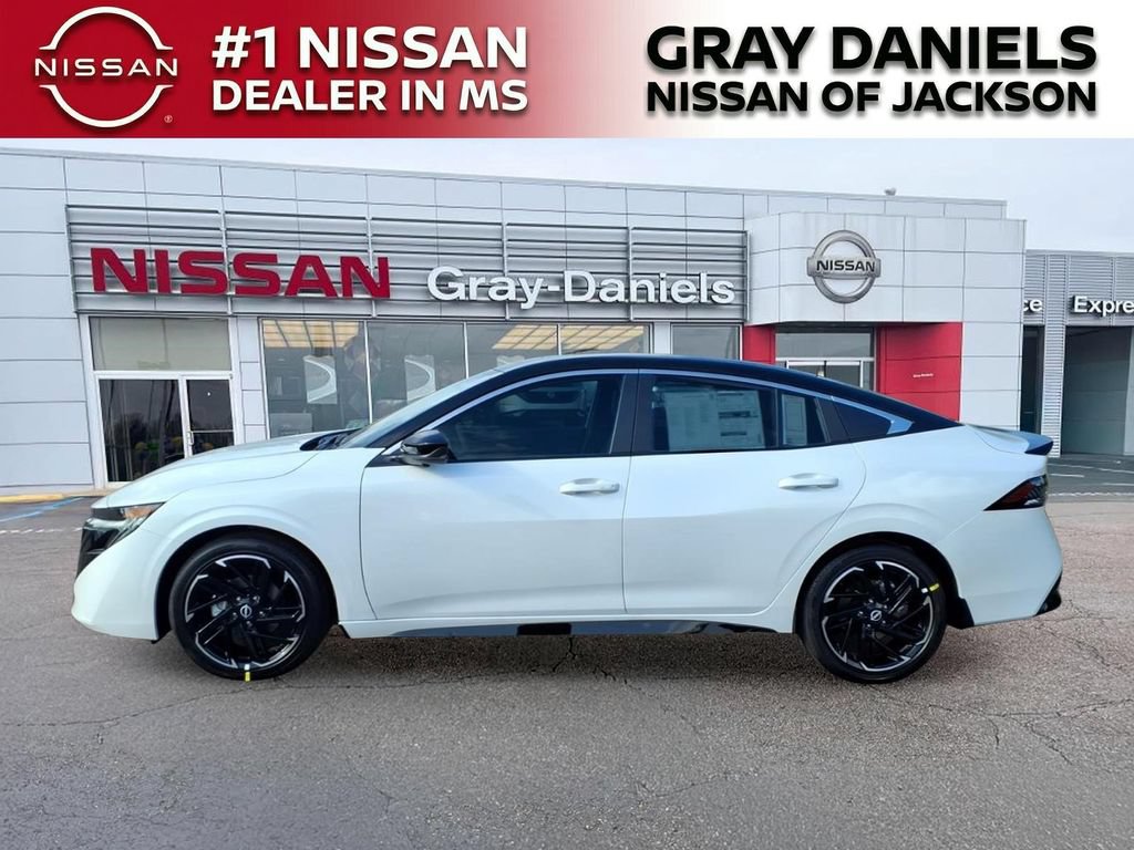 New 2026 Nissan Sentra SR w/ SR Premium Package FWD video 4