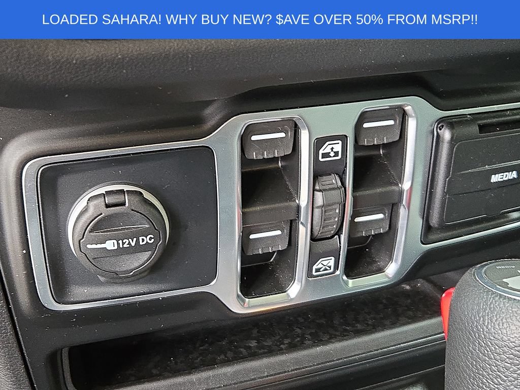 Used 2025 Jeep Wrangler Unlimited Sahara w/ Safety Group AWD/4WD image 22
