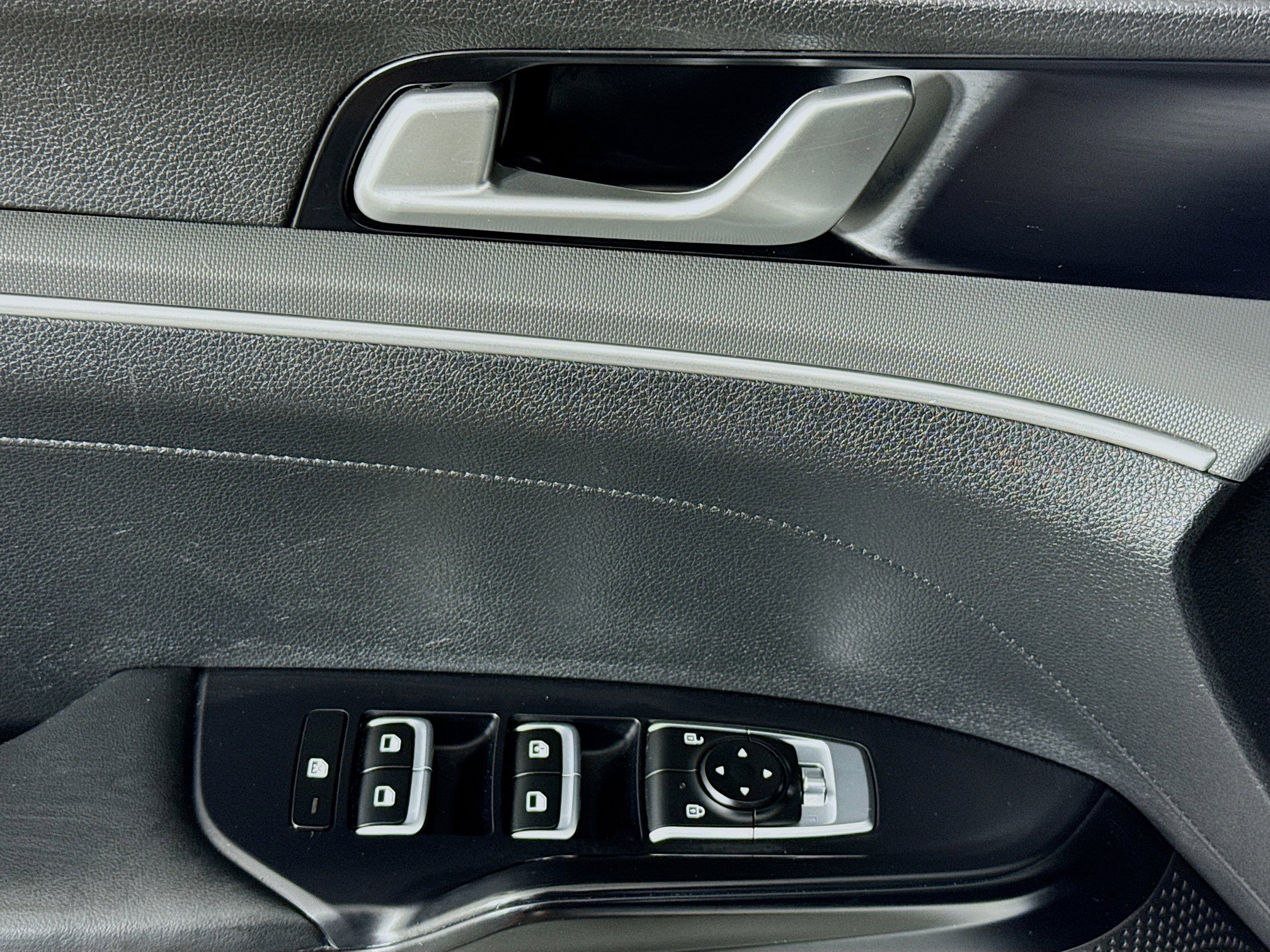 Used 2023 Kia K5 LXS image 23