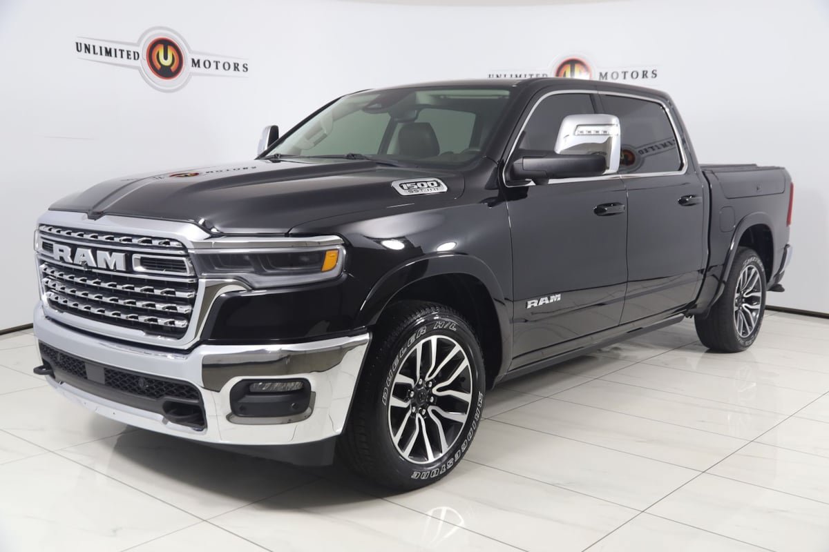 Used 2025 RAM 1500 Limited w/ Trailer Tow Group AWD/4WD image 5