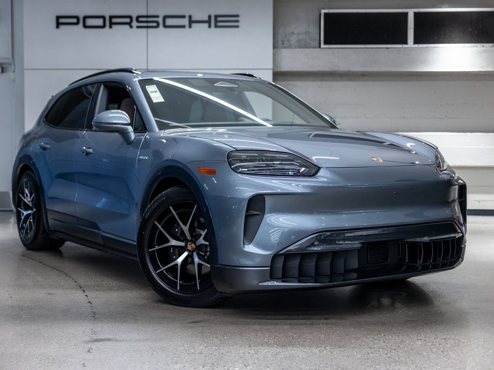 New 2026 Porsche Cayenne Electric AWD/4WD image 10