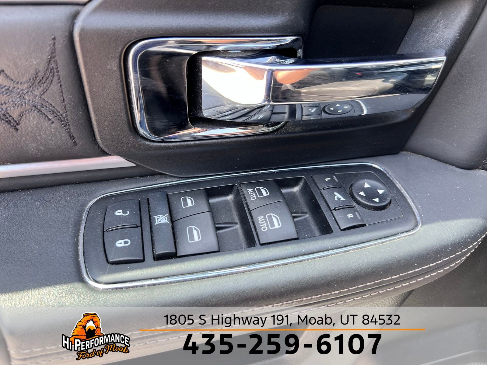 Used 2015 RAM 1500 Limited image 17