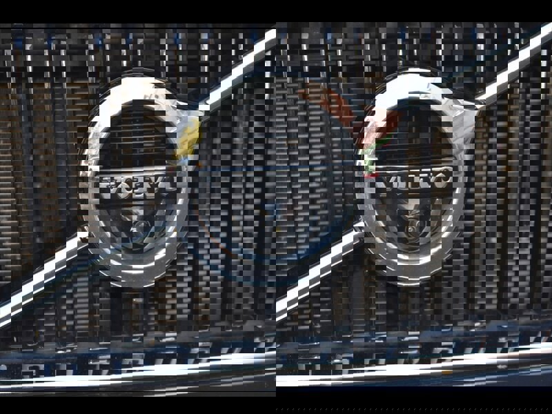 Used 2018 Volvo XC90 T6 Momentum w/ Convenience Package image 44