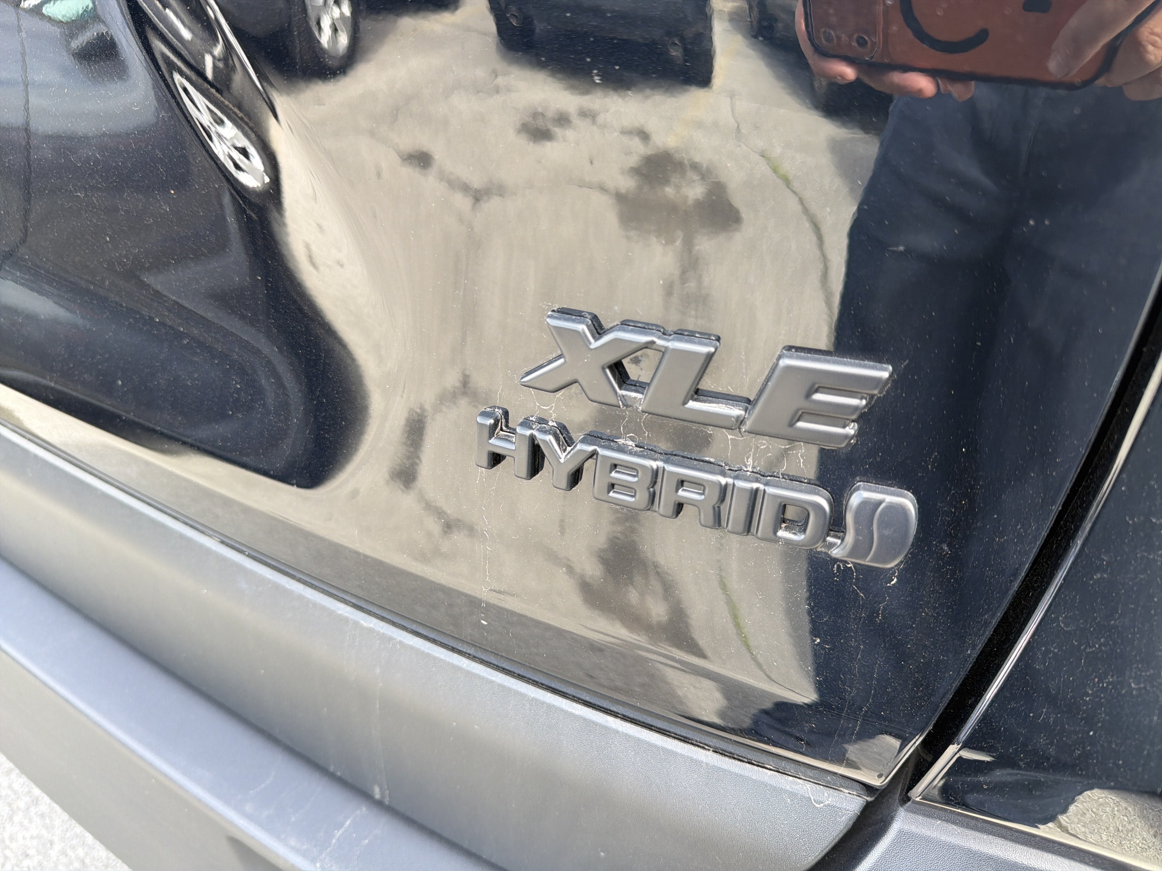 Used 2023 Toyota RAV4 XLE w/ XLE Grade Weather Package AWD/4WD image 8