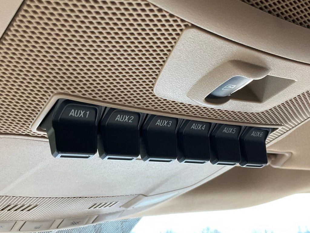 Certified 2017 Ford F250 XLT w/ XLT Value Package image 9