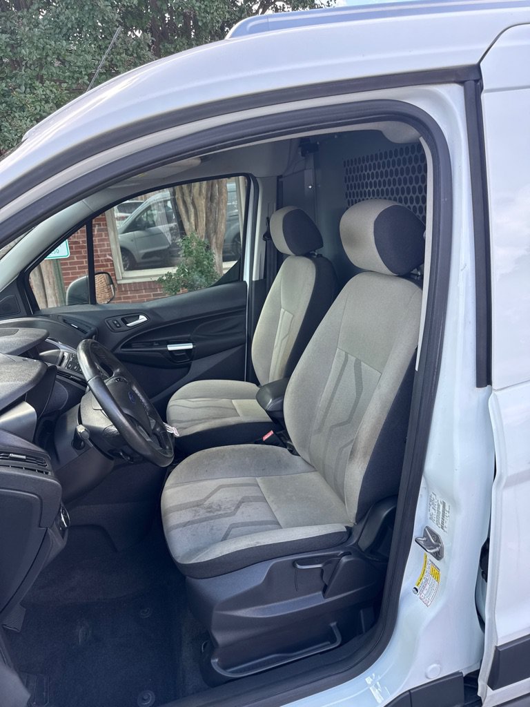 Used 2017 Ford Transit Connect XLT FWD image 6