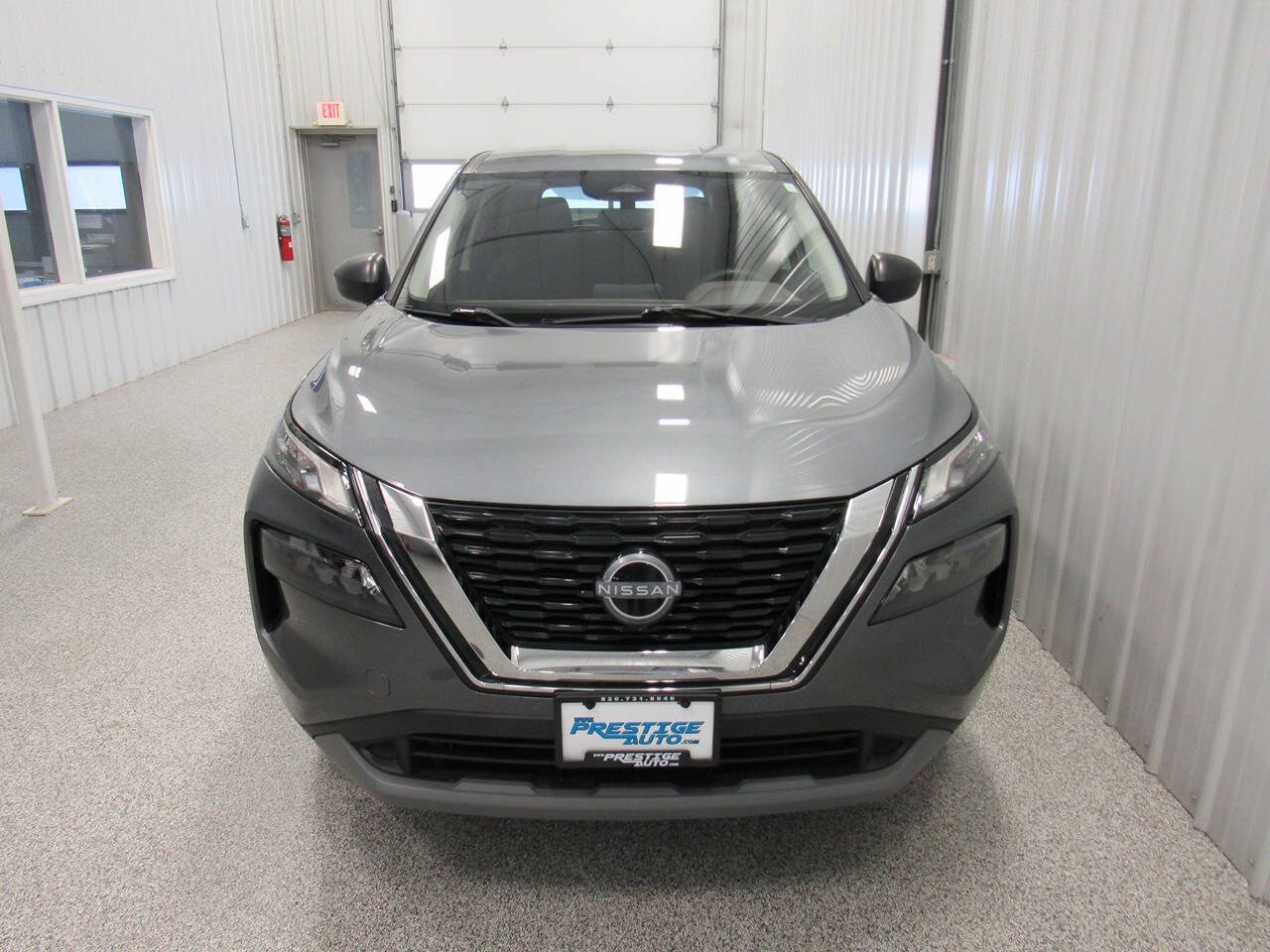 Used 2023 Nissan Rogue S AWD/4WD image 9