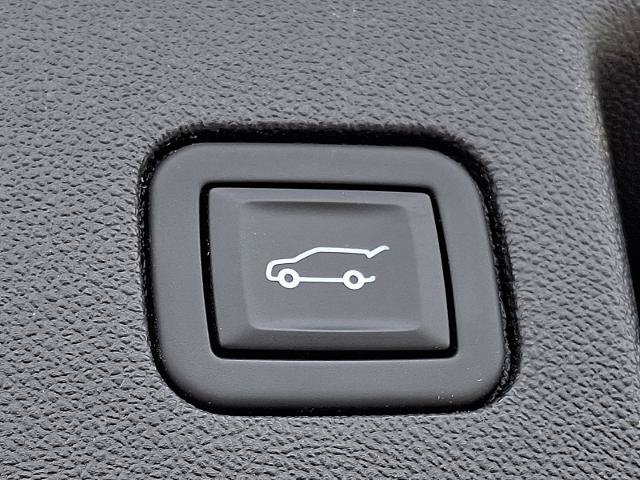 Certified 2023 Chevrolet Equinox RS AWD/4WD image 31