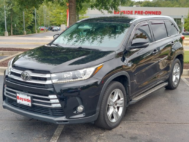 Used 2017 Toyota Highlander Limited AWD/4WD image 7