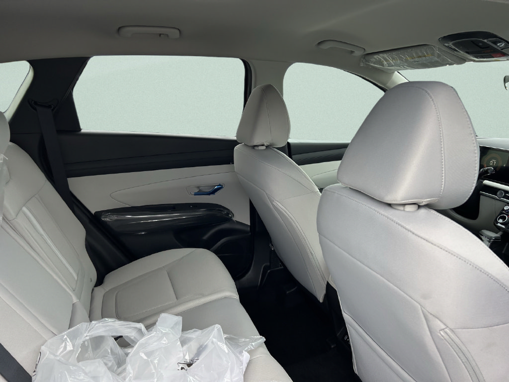 Certified 2025 Hyundai Tucson SEL FWD image 22