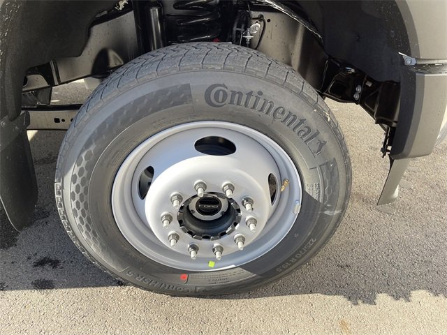 New 2026 Ford F550 4x4 Supercab Super Duty image 33