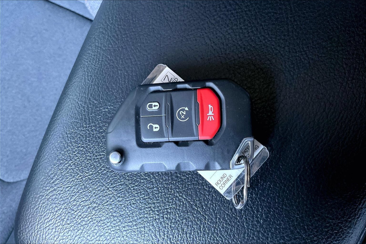 Used 2025 Jeep Wrangler Unlimited Sport AWD/4WD image 26