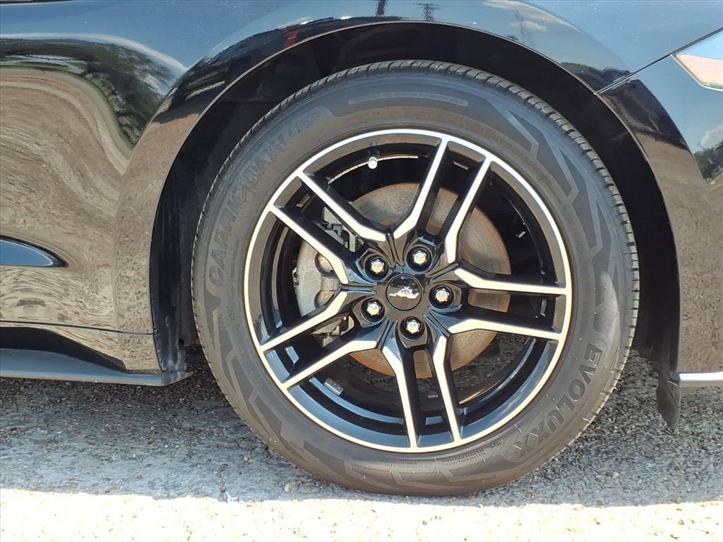 Used 2023 Ford Mustang Premium image 11