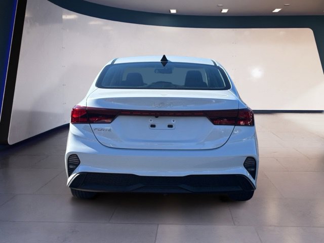 Certified 2023 Kia Forte LXS w/ LXS Technology Package FWD image 4