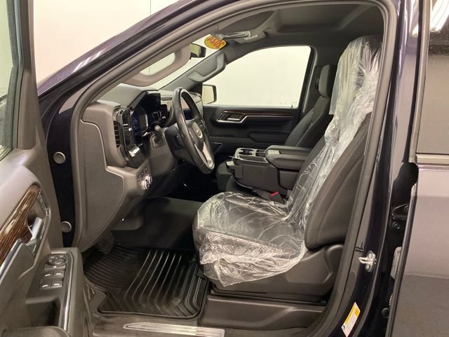 Used 2024 GMC Sierra 1500 Elevation AWD/4WD image 8