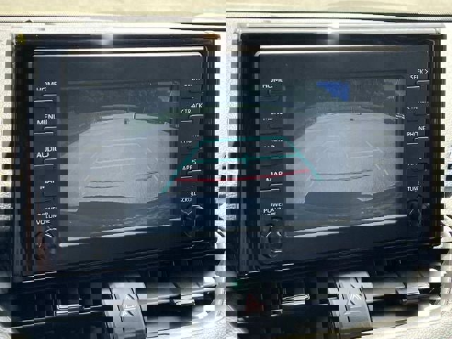 Used 2019 Toyota RAV4 LE AWD/4WD image 32