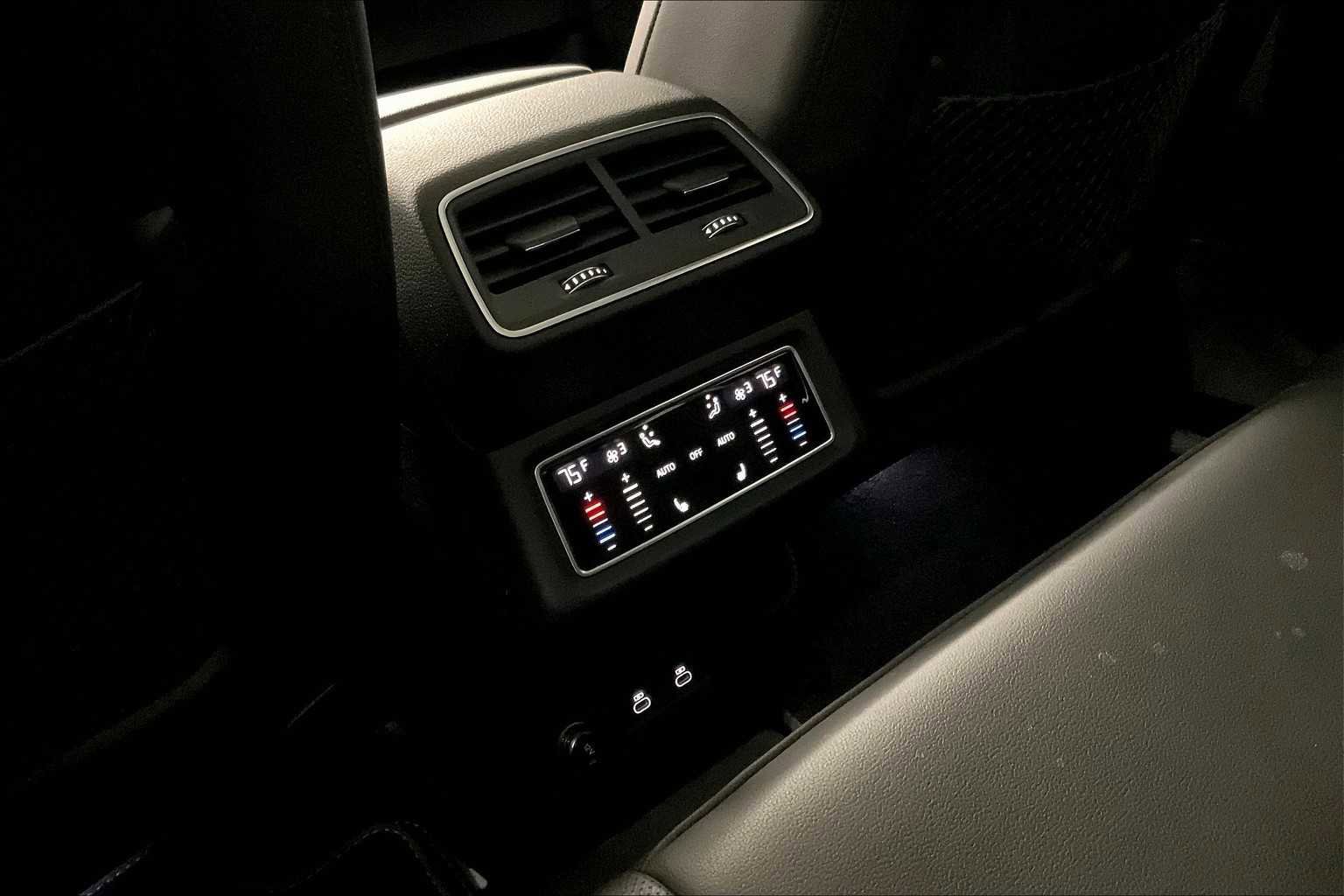 Certified 2022 Audi e-tron Premium Plus w/ Premium Plus Package image 34