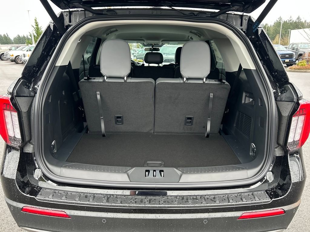 New 2026 Ford Explorer Active w/ Active Comfort Package image 30