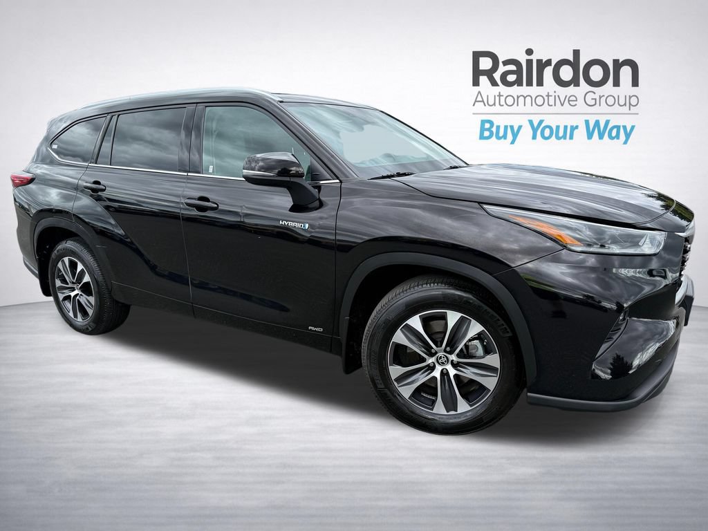 Used 2021 Toyota Highlander XLE