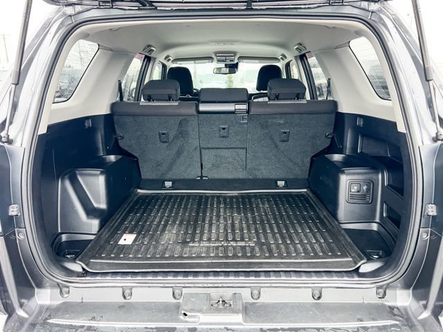 Used 2020 Toyota 4Runner SR5 image 8