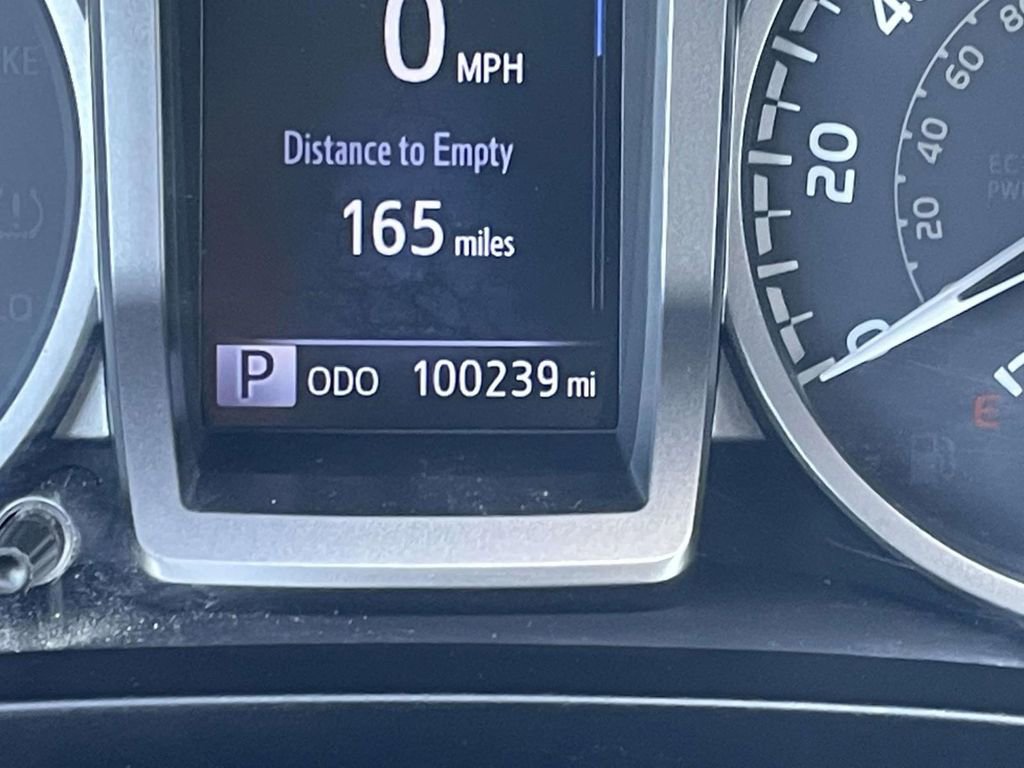 Used 2017 Toyota Tacoma SR5 w/ Tow Package image 37