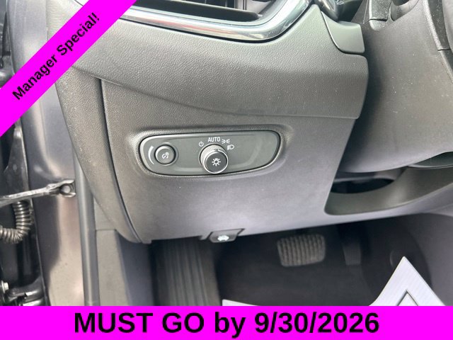 Used 2022 Chevrolet Equinox LT FWD image 17