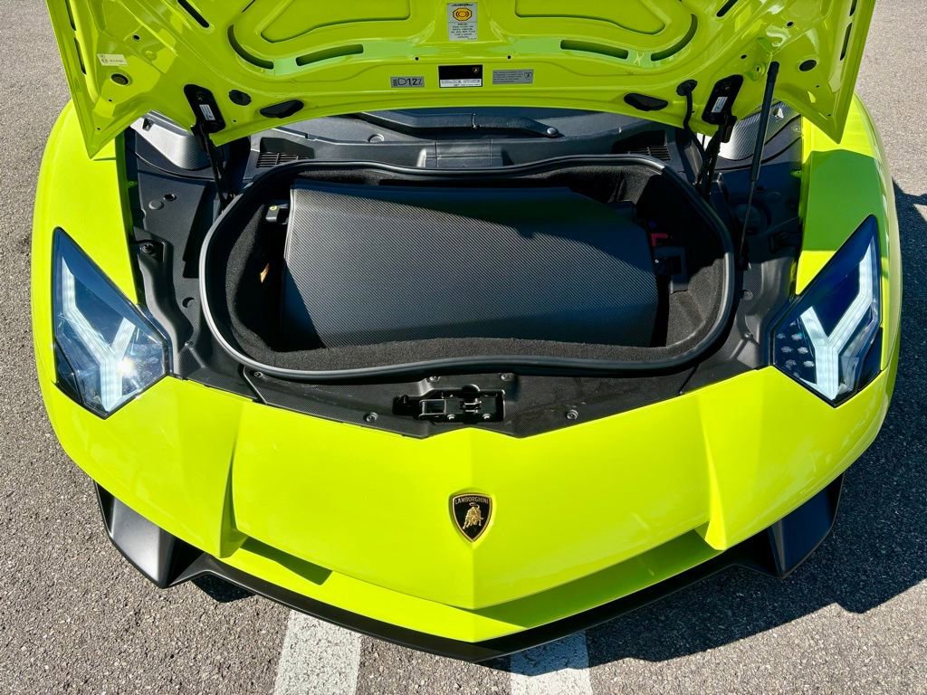 Used 2016 Lamborghini Aventador LP 750-4 Superveloce image 28