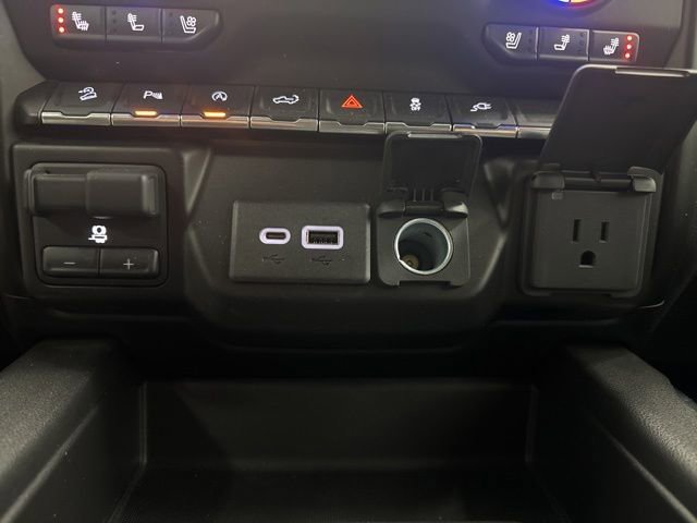 Used 2021 Chevrolet Silverado 1500 LTZ w/ Z71 Off-Road Package AWD/4WD image 21